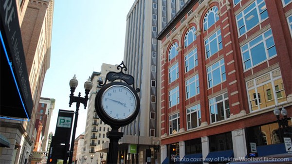 A Guide to Being Salt and Light in Knoxville A Guide to Being Salt and Light in Knoxville