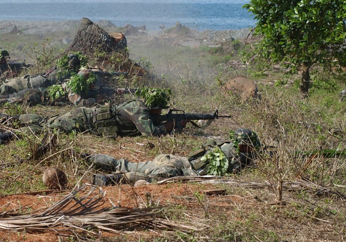 Christians Used as Human Shields by Philippines Rebels Christians Used as Human Shields by Philippines Rebels