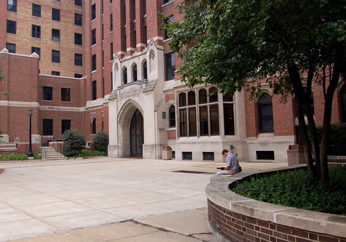 Moody Bible Institute Drops Alcohol and Tobacco Ban for Employees Moody Bible Institute Drops Alcohol and Tobacco Ban for Employees