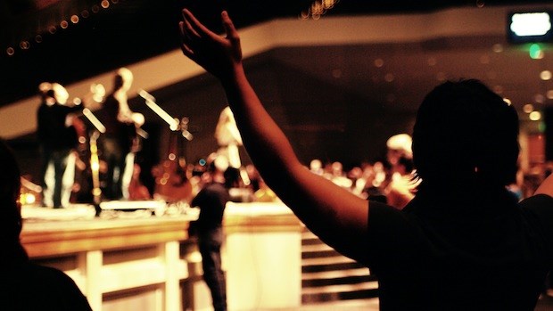 What Should Worship Look Like? 3 Questions to Ask When Planning a Worship Service What Should Worship Look Like? 3 Questions to Ask When Planning a Worship Service