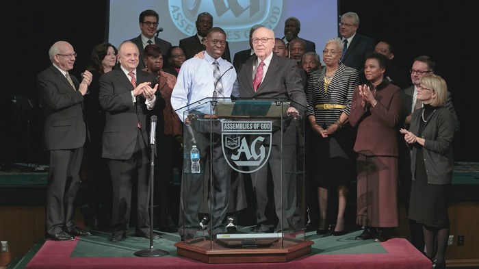Black and White Pentecostals Mend 100-Year Racial Rift During Black History Month Black and White Pentecostals Mend 100-Year Racial Rift During Black History Month