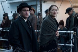 Joaquin Phoenix and Marion Cotillard in 'The Immigrant'