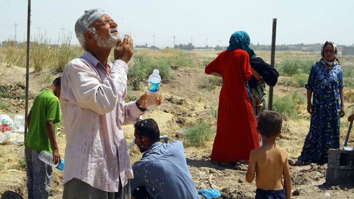 Mosul's Last Christians Flee Iraq's Hoped-For Christian Stronghold