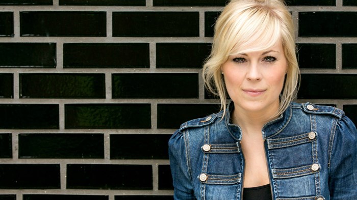 Worship Songwriter Vicky Beeching Comes Out as Gay Worship Songwriter Vicky Beeching Comes Out as Gay