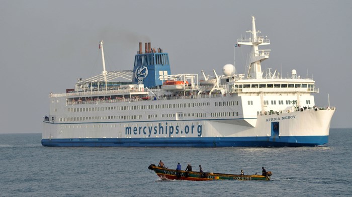 Ebola Keeps Mercy Ships, African Evangelical Leaders Away from West Africa