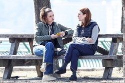 Kristen Stewart and Julianne Moore in 'Still Alice'