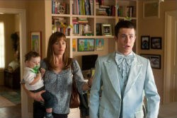 Jennifer Garner and Dylan Minnette in 'Alexander and the Terrible, Horrible, No Good, Very Bad Day'