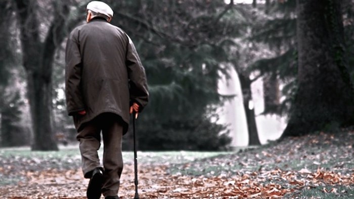 Learning to Lead Differently as You Age Learning to Lead Differently as You Age