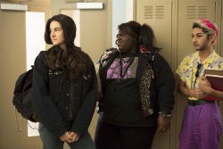 Shailene Woodley, Mark Indelicato and Gabourey Sidibe in 'White Bird in a Blizzard'