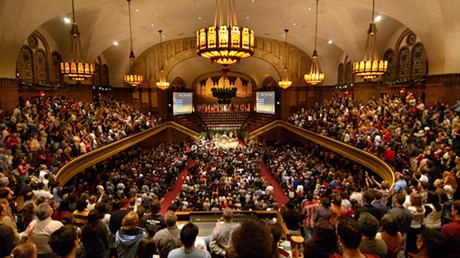 3 Ways to Encourage Peace Between Generations in Denominations