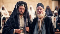 Caiaphas (Richard Coyle) with Gamaliel (Struan Rodger) in 'A.D. The Bible Continues'