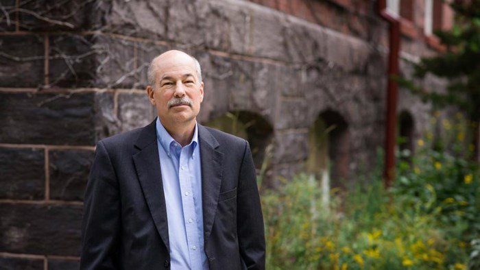 Cancer Causes InterVarsity President Alec Hill to Leave Campus Ministry Early Cancer Causes InterVarsity President Alec Hill to Leave Campus Ministry Early