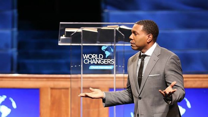 Creflo Dollar’s Board Apologizes for Plane Fundraising Video