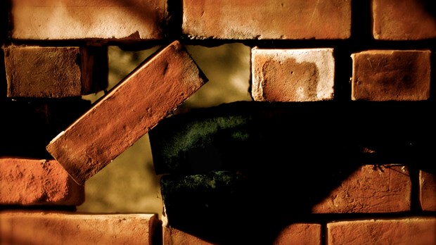 Forget the 200 Barrier - Small Churches Need to Break the Grasshopper Barrier Forget the 200 Barrier - Small Churches Need to Break the Grasshopper Barrier