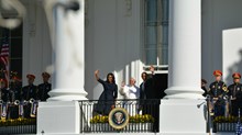 Evangelicals Help Greet Pope Francis at the White House Evangelicals Help Greet Pope Francis at the White House