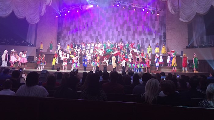 I Recently Went to a Full-Blown Christmas Pageant for the First Time—Here's What I Thought I Recently Went to a Full-Blown Christmas Pageant for the First Time—Here's What I Thought