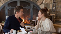 Ethan Hawke and Julianne Moore in 'Maggie's Plan' Ethan Hawke and Julianne Moore in 'Maggie's Plan'