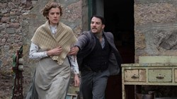 Agyness Deyn and Kevin Guthrie in 'Sunset Song'