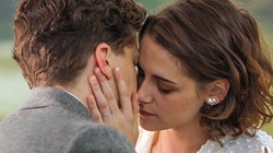 Jesse Eisenberg and Kristen Stewart in 'Cafe Society' Jesse Eisenberg and Kristen Stewart in 'Cafe Society'