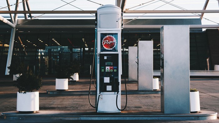 After Gas Station Break-In, Churchgoers Rally to the Pumps After Gas Station Break-In, Churchgoers Rally to the Pumps