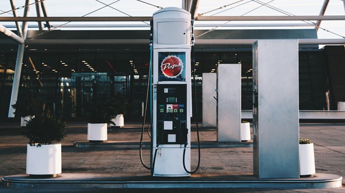 After Gas Station Break-In, Churchgoers Rally to the Pumps