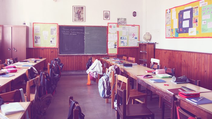 ¿Un año escolar excelente empieza en—la iglesia? ¿Un año escolar excelente empieza en—la iglesia?