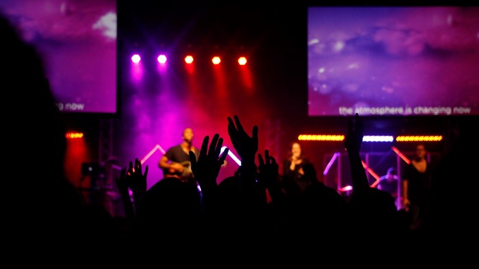 ‘Dear Worship Leader...’ ‘Dear Worship Leader...’