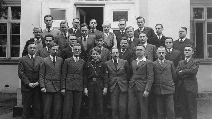 Christians against Nazis: the German Confessing Church Christians against Nazis: the German Confessing Church
