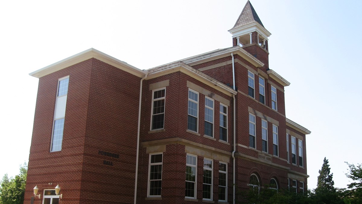 Whatever Is Pure Cedarville Requires Professors to Apply... News