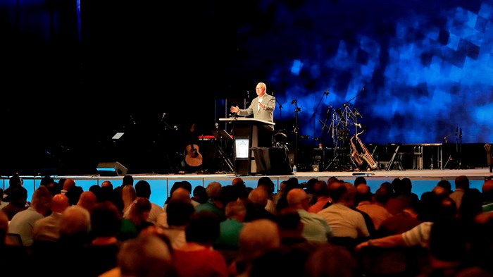 Southern Baptists Approve Alternate Resolution Against the Alt-Right Southern Baptists Approve Alternate Resolution Against the Alt-Right