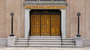Is A Successful Small Church An Oxymoron? Is A Successful Small Church An Oxymoron?