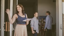 Survey: Being a Pastor’s Wife Is Good for Faith, Bad for Friendship
