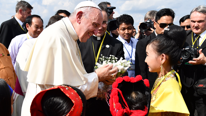Can Pope Francis Help Myanmar’s Muslims Without Hurting Its Christians?