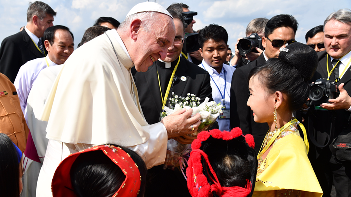 Can Pope Francis Help Myanmar’s Muslims Without Hurting Its Christians? Can Pope Francis Help Myanmar’s Muslims Without Hurting Its Christians?