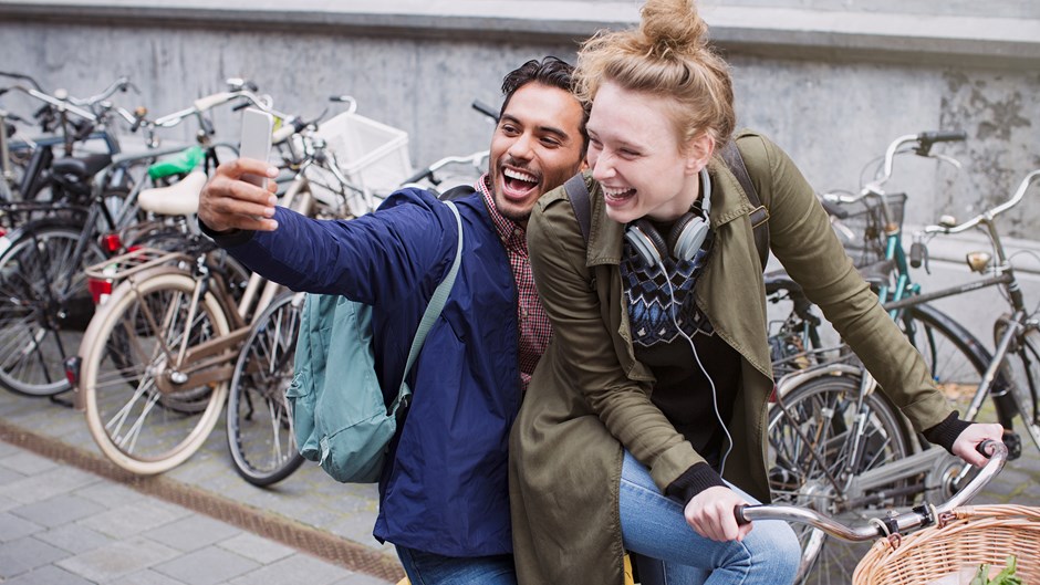 Getting from ‘Hello’ to ‘I Do’ on a Christian College Campus