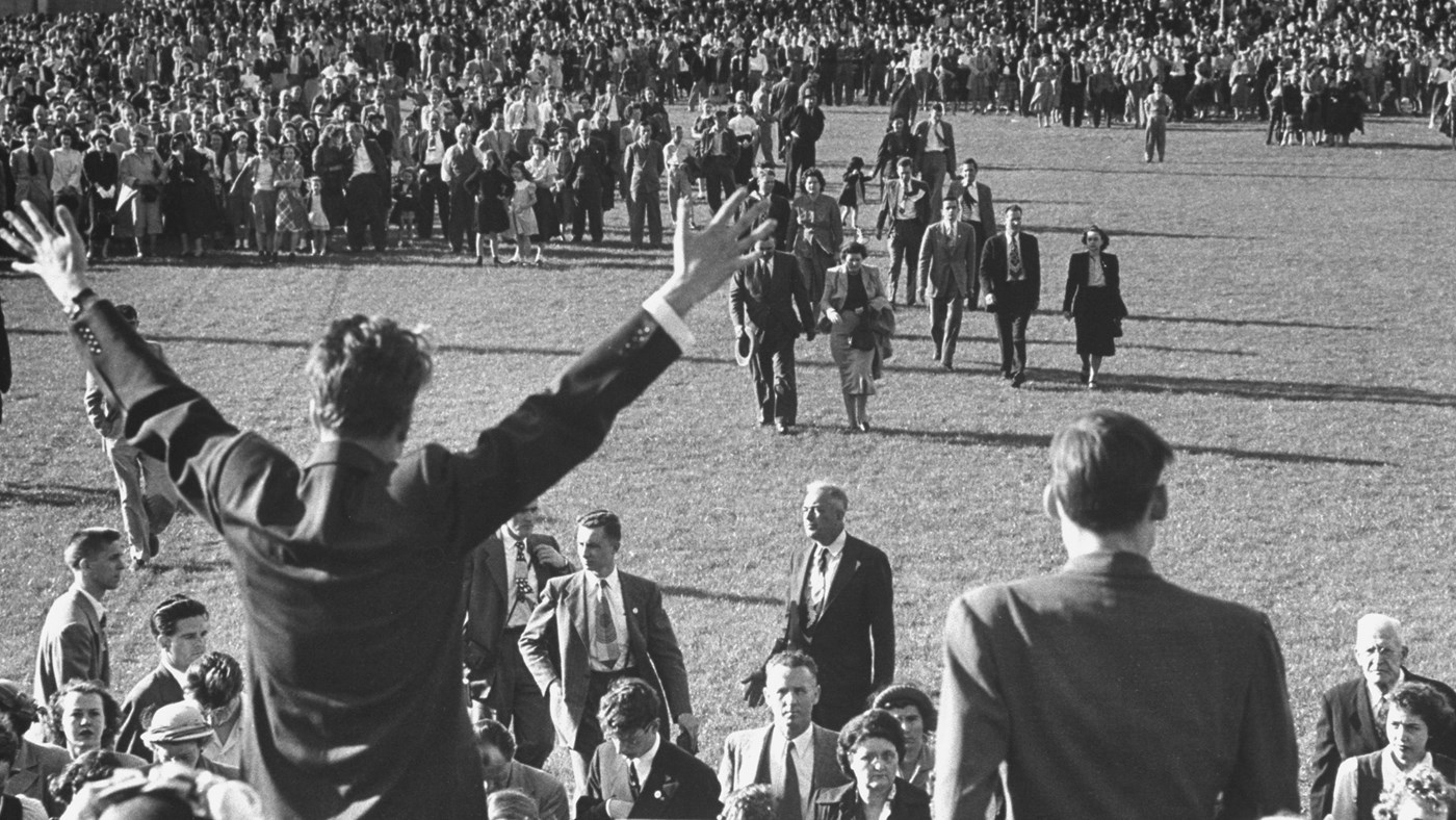 Billy Graham’s Altar Calls Were More Than Moments of Decision CT Pastors Christianity Today