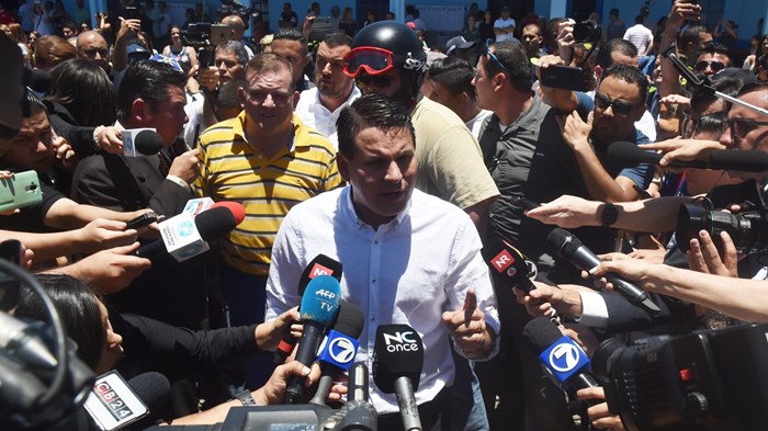 Conservative Christian Singer Loses Costa Rica Presidential Race Conservative Christian Singer Loses Costa Rica Presidential Race