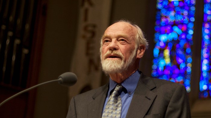 Eugene Peterson Enters Hospice Care