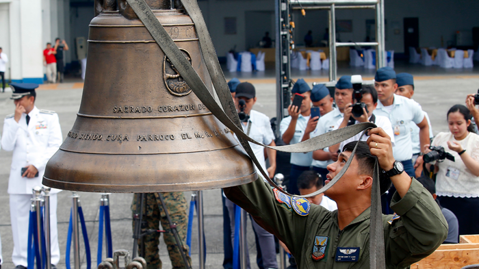 Philippine Church Hasn’t Heard These Bells on Christmas Day for 117 Years