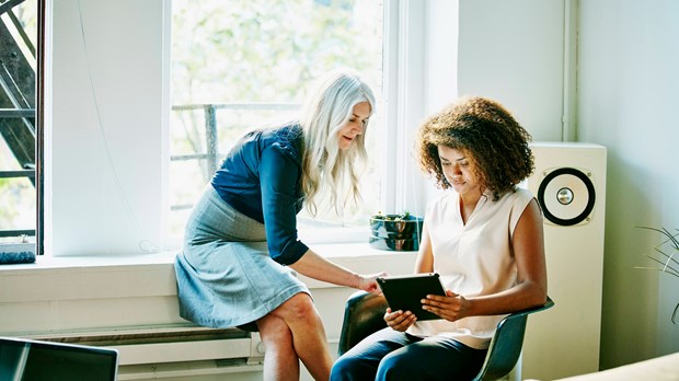 10 Ways to Help Single Women Flourish in Ministry 10 Ways to Help Single Women Flourish in Ministry