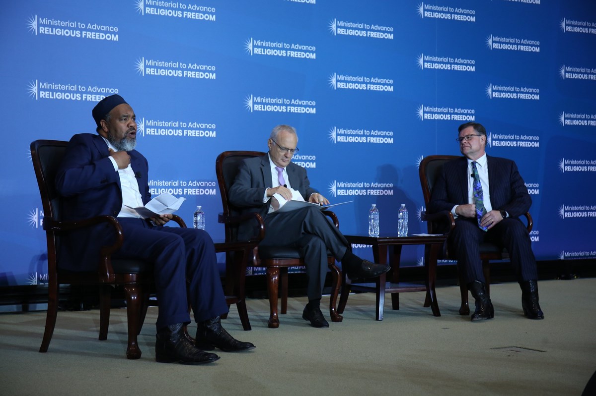 Imam Mohamed Magid (left) and pastor Bob Roberts (right) speak on a panel at the Ministerial to Advance Religious Freedom.